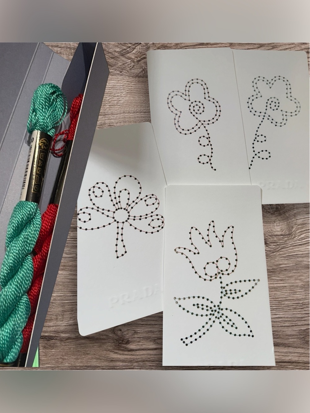 Prada DIY Flower Stitching Card Kit - Picture 2 of 2